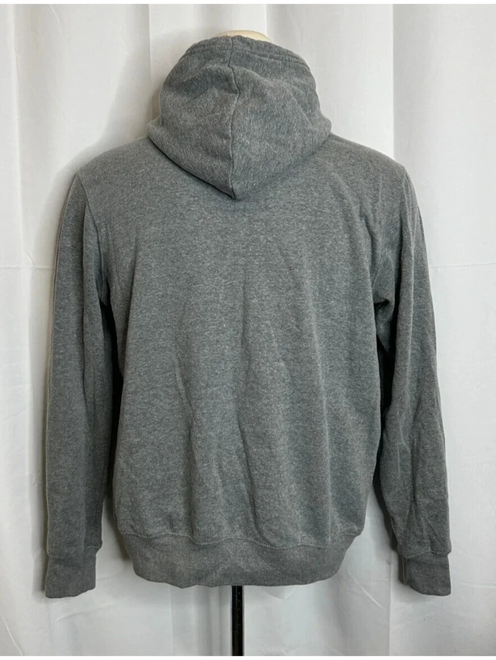 North Face Men's Size Medium Spell Out Grey Pullover Hoodie